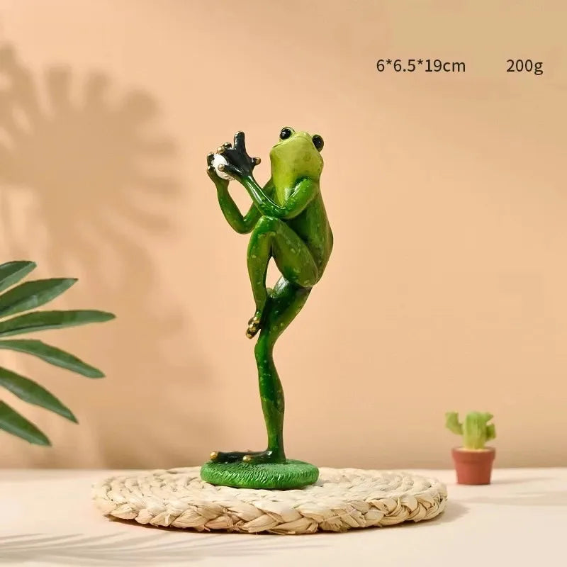 Cute Frog Resin Ornaments Artificial Decorations
