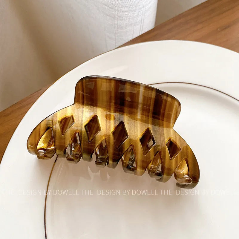 Dove Vintage French Acetate Hair Clip Hollow Out Luxury Shark Clamp Stylish Hair Accessories For Women Elegant Hairpin Headwear
