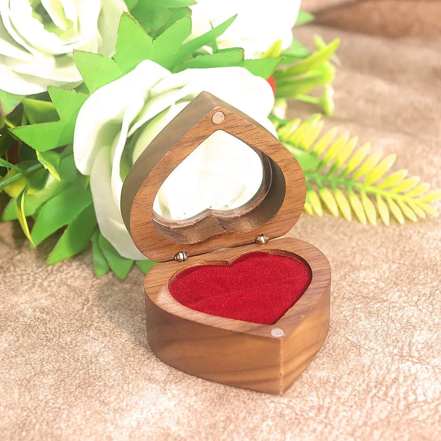 1 Piece Wood Retro Daily Festival Heart Shape Solid Color Jewelry Boxes