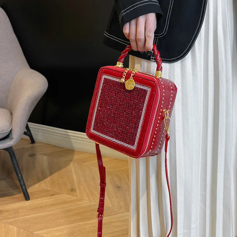 Women's Medium Pu Leather Geometric Solid Color Streetwear Zipper Handbag
