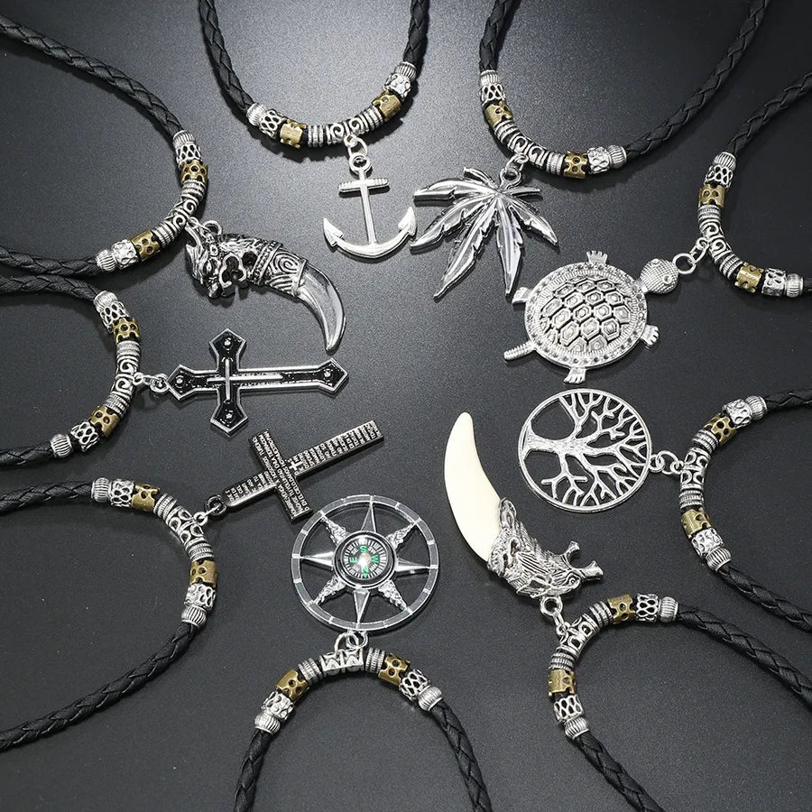 Hip-Hop Retro Leaf Alloy Men's Pendant Necklace