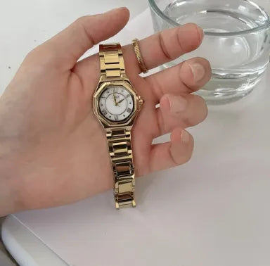 Retro Classic Style Geometric Butterfly Double Snap Quartz Watch Women's Watches