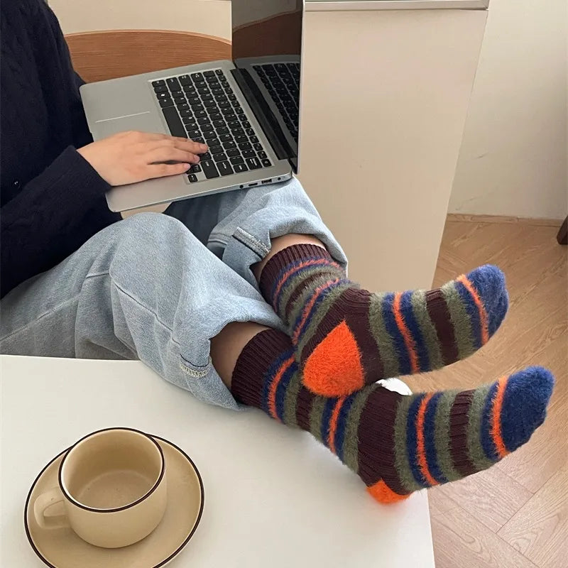 unisex casual simple style color block stripe cotton crew socks a pair