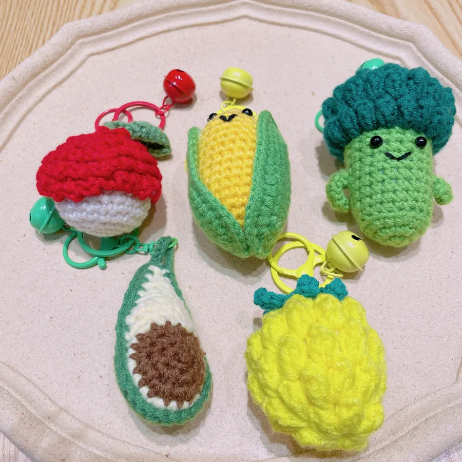 Handmade Smiley Face Vegetable Fruit Keychain Plush Crocheted Cute Hanging Doll Creative Gift Christmas Valentine's Day New Year