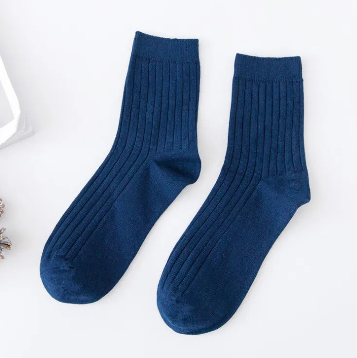Spring and Summer new fashion solid color mid-calf socks thin sweat-absorbent breathable college style cotton men's sports socks