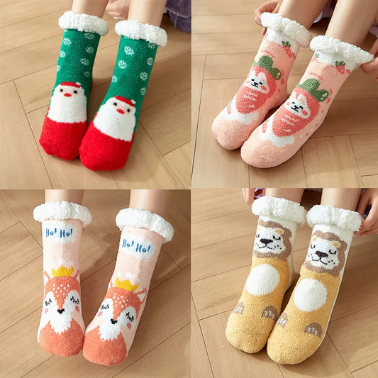 Christmas Sweet Women's Cartoon Polyacrylonitrile Fiber Crew Socks A Pair