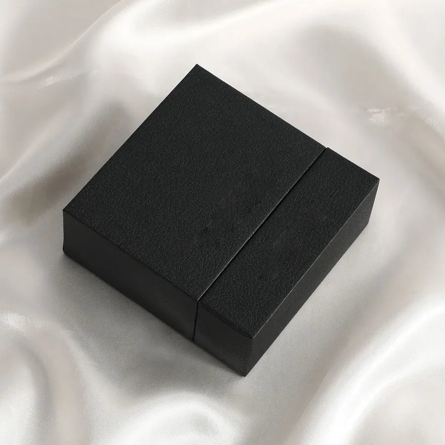 1 Piece Cardboard Casual Elegant Lady Holiday Banquet Selfie Solid Color Jewelry Boxes