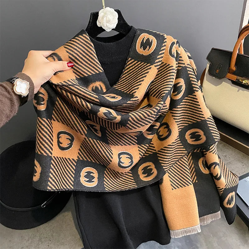 women's streetwear heart shape imitation cashmere tassel scarf