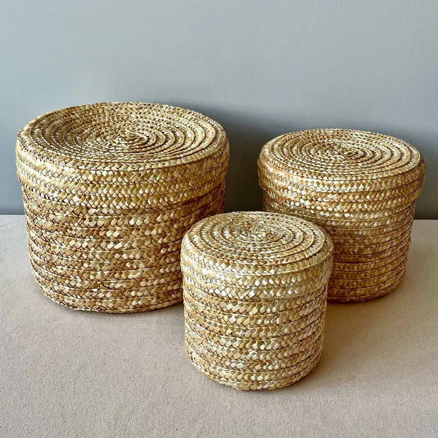 Round Straw Box with Lid Hug Bucket Rattan Hand Gift Box Baking Wedding  Storage Handmade Woven Box