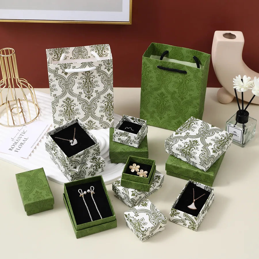1 Piece Paper Simple Style Daily Solid Color Flower Jewelry Boxes