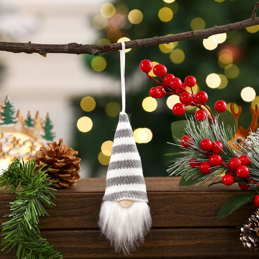 New Christmas Decorations Knitted Red Pendant Faceless Santa Claus Ornament For Christmas Tree American And Cartoon Style
