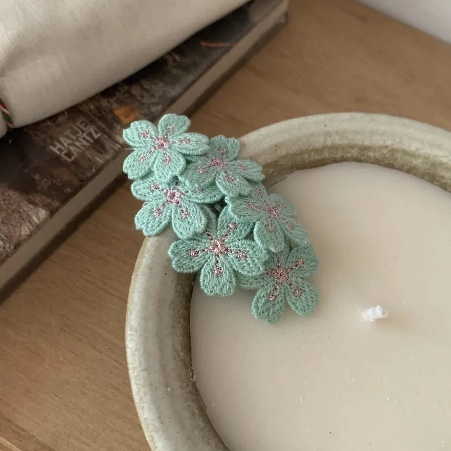 Gentle Pink Cherry Blossom Barrettes Sweet Embroidery Flower Hairpin Knitted Children Headdress Hair Accessories Bangs Side Clip