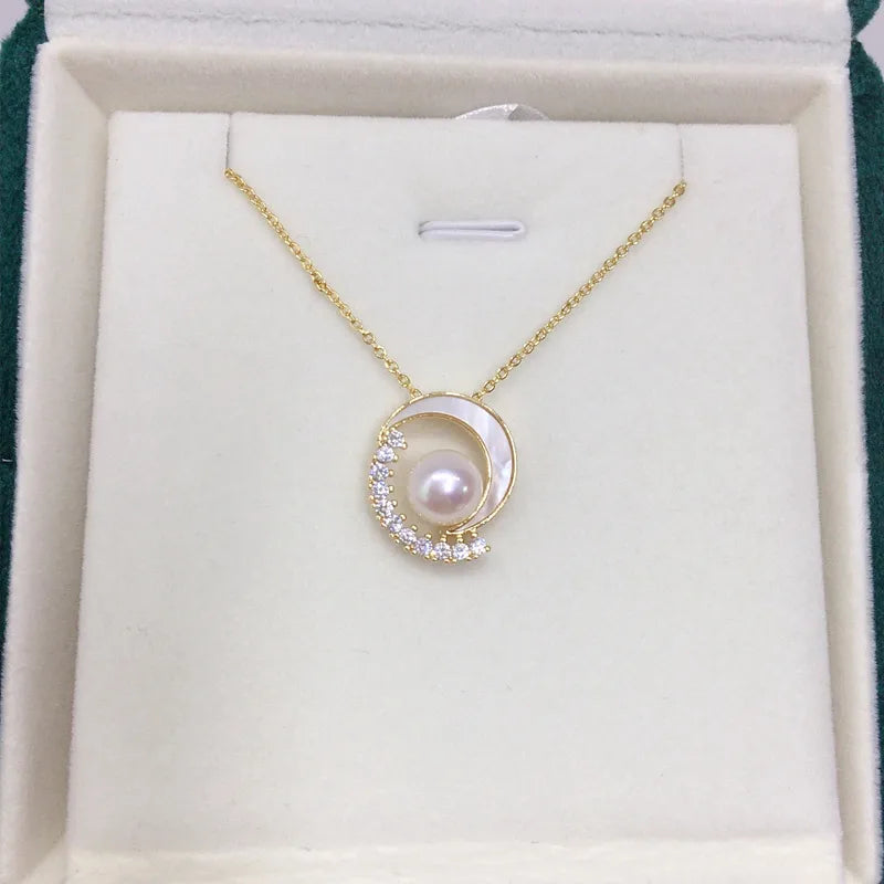 Exquisite K Gold Craft Natural Freshwater Pearl Necklace Natural Sea Shell Fritillaria Star Moon Pearl Pendant Live Wholesale