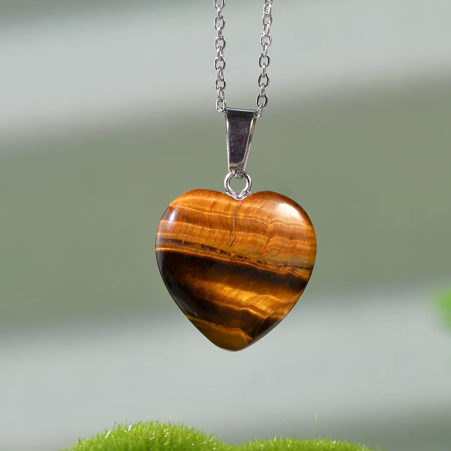 Simple Style Heart Shape natural stone Twisted Rope Chain Pendant Necklace In Bulk