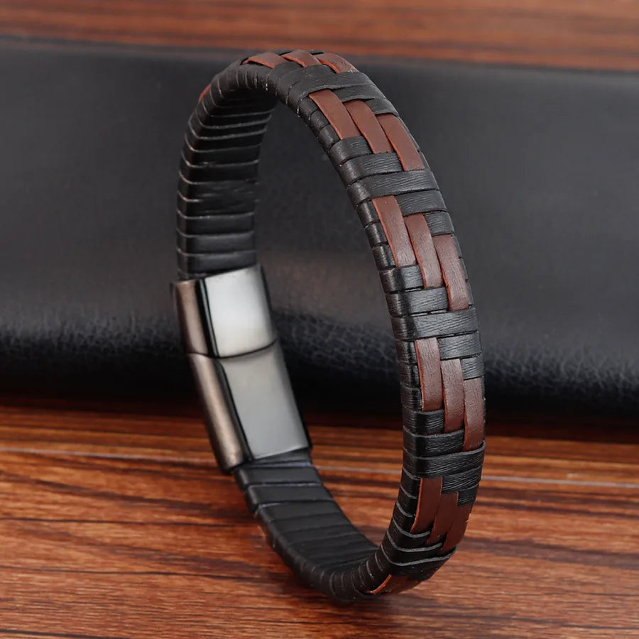 Vintage Style Classic Style Geometric 316L Stainless Steel  Pu Leather Woven Chain Wrap Bracelets Wholesale