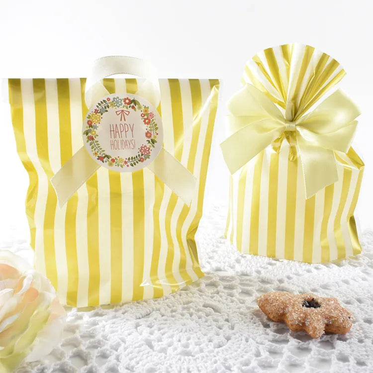 Cute Stripe Polka Dots PP Casual Gift Bags Party Supplies Gift Wrapping Supplies 1 Piece