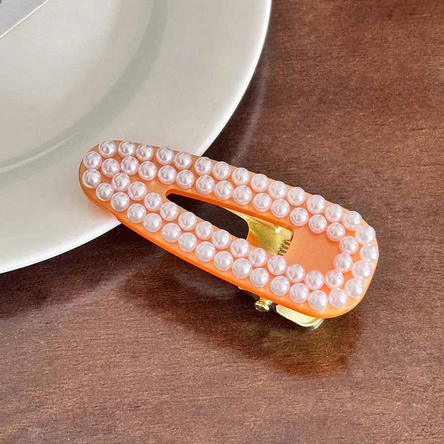 Elegant Pearl Hair Clip Side Bangs Women's Versatile Duckbill Clip Stylish Hair Accessories Simple yet Sophisticated Headwear