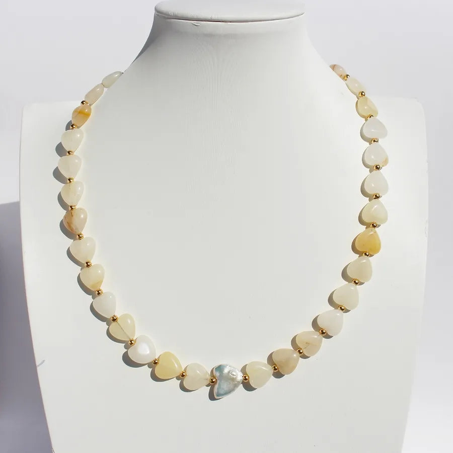 Baroque Style Vacation Geometric Heart Shape natural stone Baroque pearl Brass 24K Gold Plated Necklace In Bulk