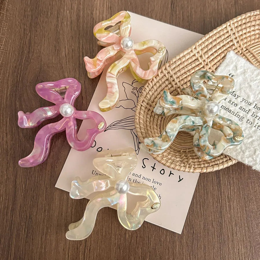 Light Luxury Elegant Butterfly Pearl Zircon Hair Clip for Women Summer Niche Design High-end Shark Clip Large Hair Bun Claw Clip