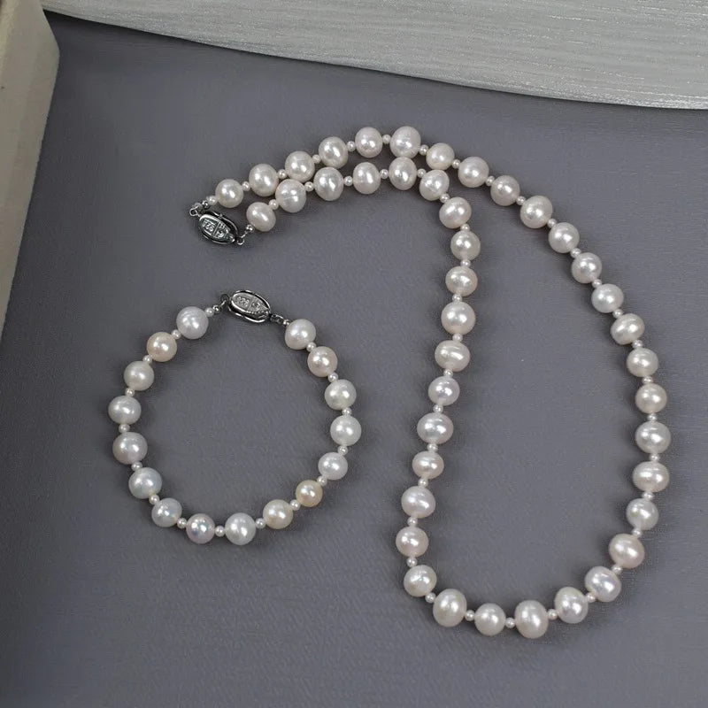 Natural Freshwater Pearl Necklace Elegant Simple Round Bead Mommy Chain Pearl Pendant Jewelry Set For Women