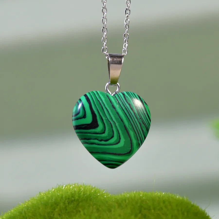 Simple Style Heart Shape natural stone Twisted Rope Chain Pendant Necklace In Bulk