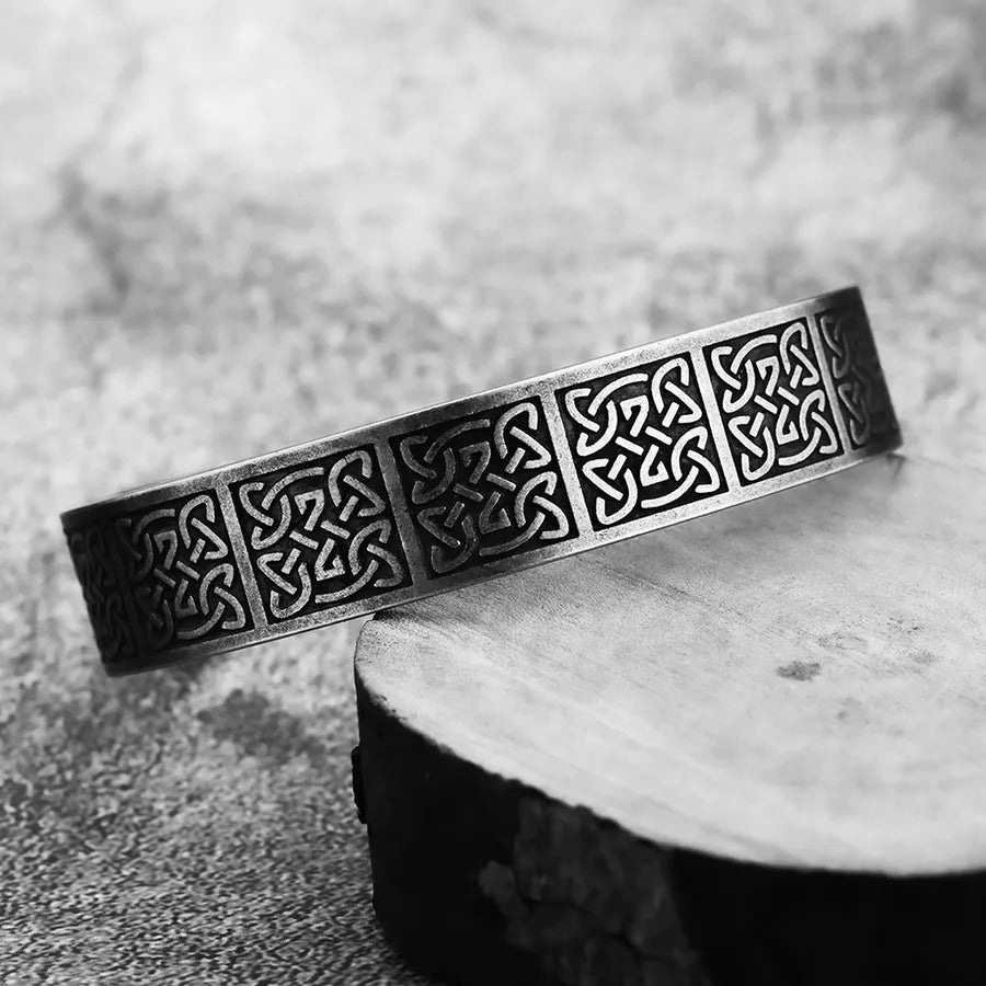 Retro Solid Color Titanium Steel Polishing Men's Bangle Men Cuff & Bangle