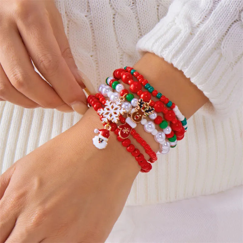 Fashionable Versatile Christmas Themed Soft Clay Bracelet With Glass Deer Snowflake Pearl Design Suitable For Men And Women