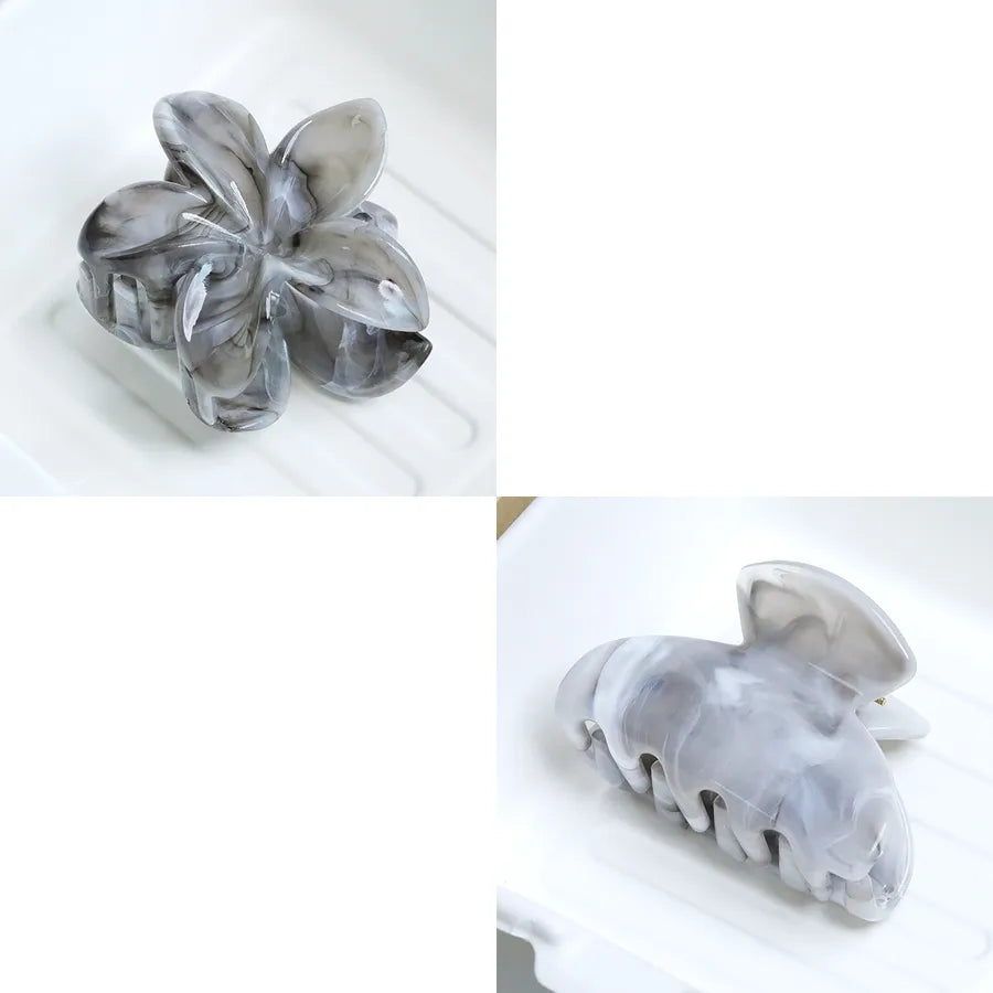 Elegant Lady Artistic Women's Geometric Resin Hair Claws