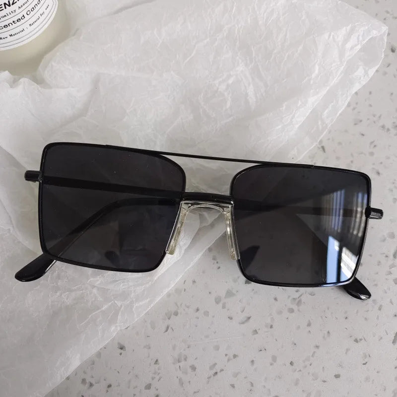 Black Kidsren's Dot Diamond Cute Cat Eye Male and Female Baby Sun Protection Personalized Fashion Sunglasses Colorful Pearl Sunglasses