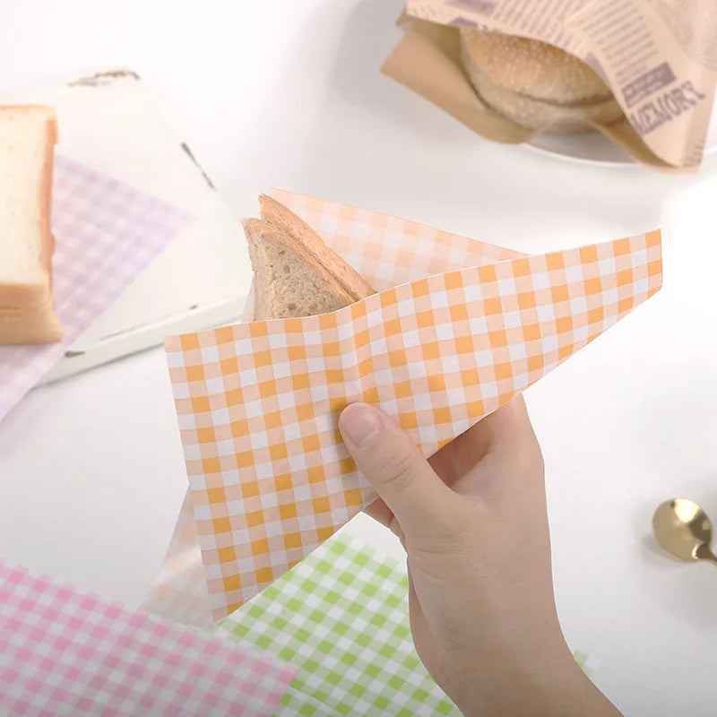 Square 18cm Oil-resistant Laminated Paper Burger Box Pad Paper Bento Cake Separation Paper Sandwich Packaging Paper