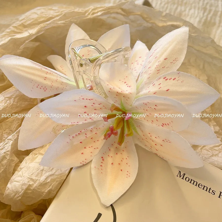 Elegant Pastoral Women's Flower Cloth Hair Clip Hair Claws