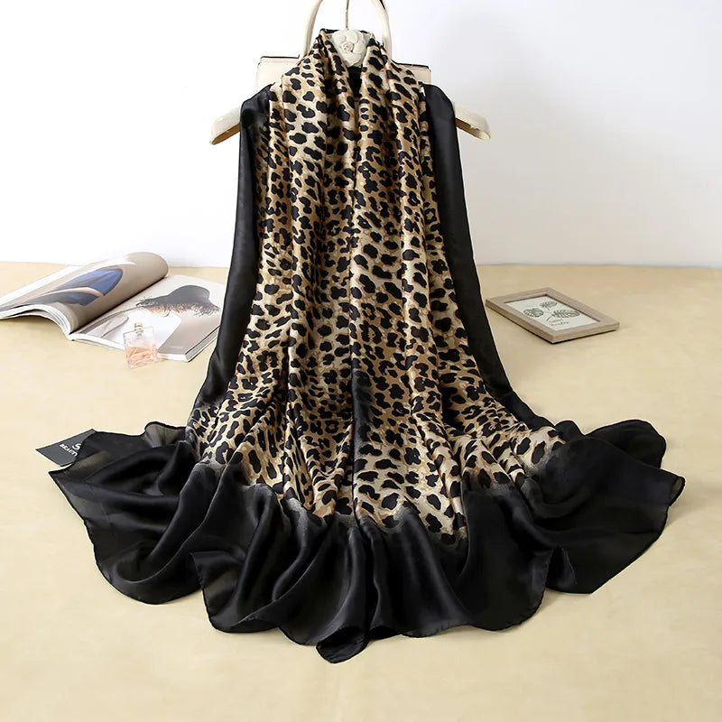 Women's Retro Streetwear Leopard Polyester Printing Scarf
