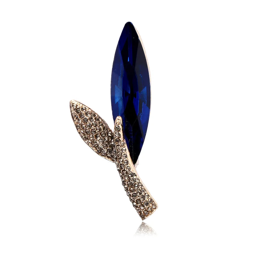 Elegant Pearl Alloy Flower Brooch Pin Women's Personality Design Lapel Pin Cute Romantic Animal Floral Pattern Office Selfie Suitable All Seasons