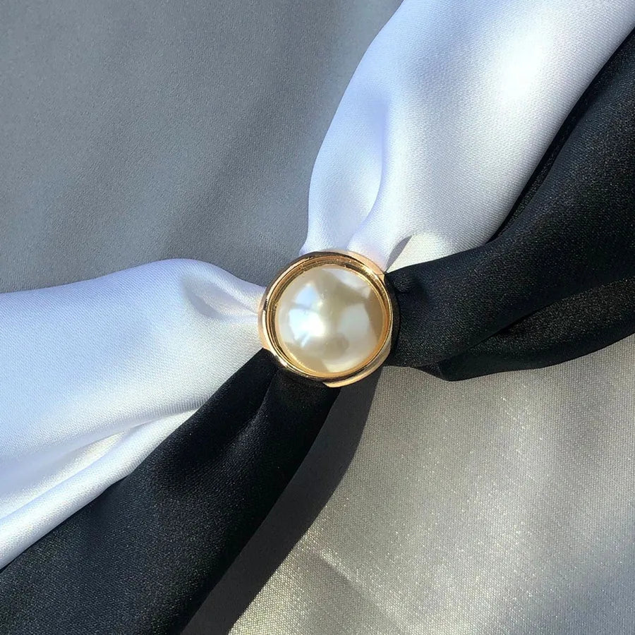 Sweet Flower Alloy Women's Scarf Ring