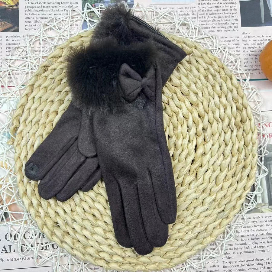 Women's Winter Touchscreen Gloves Rabbit Fur Lined Warm Suede Cycling Gloves Stylish Basic European Simple Design