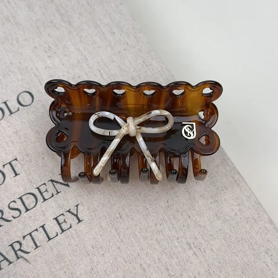 Elegant Butterfly Knot Hollow Out Hair Clip Versatile Shark Clamp Design Hair Accessories For Women Acetate Material Hairpin