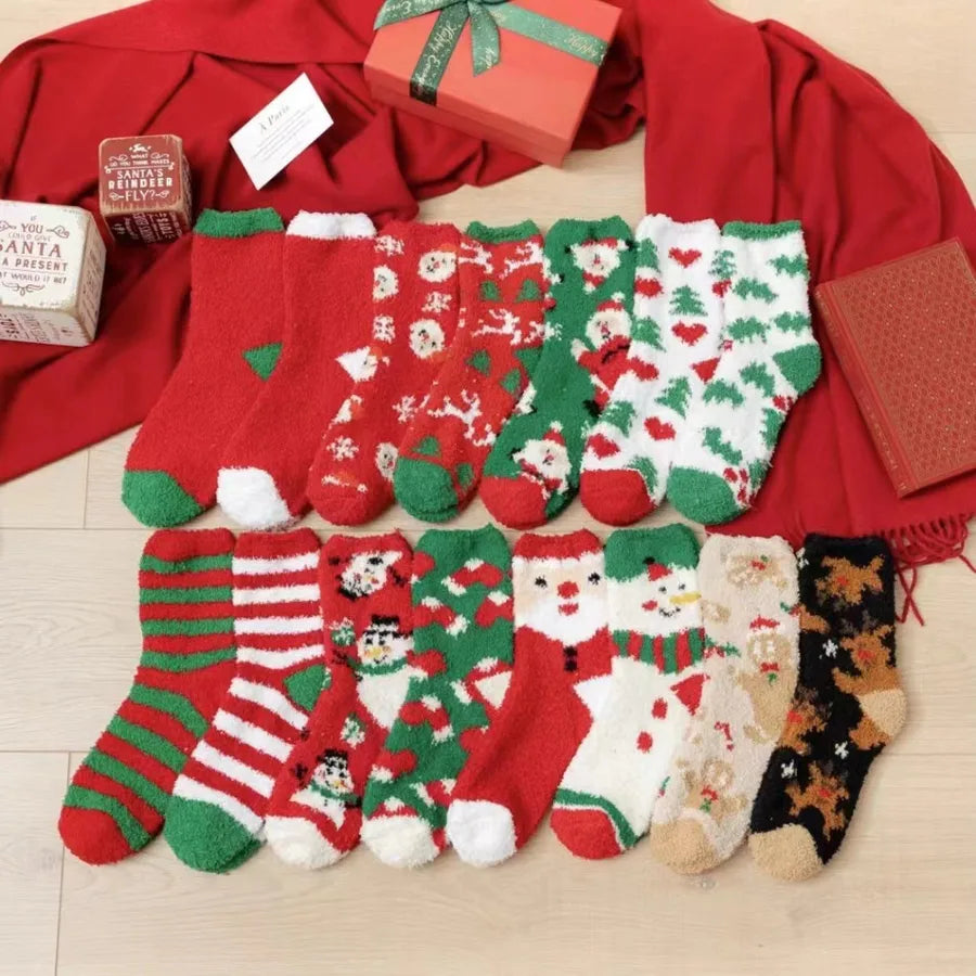 Christmas Christmas Women's Cartoon Polyester Jacquard Crew Socks A Pair