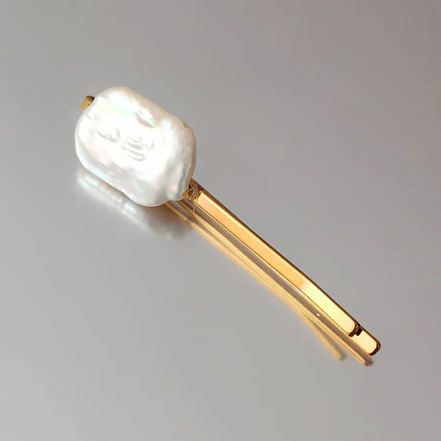 IG Style Women's Asymmetrical Baroque Pearls Metal Hair Clip