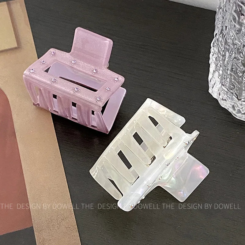 Dove Fashion New Style Square Hollow Out Diamond Geometric Hair Clips Small Size Shark Clamp Simple Hair Accessories