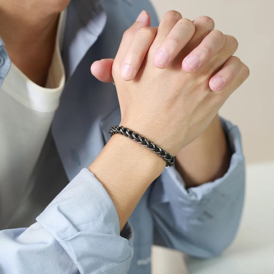 simple style solid color stainless steel bracelets
