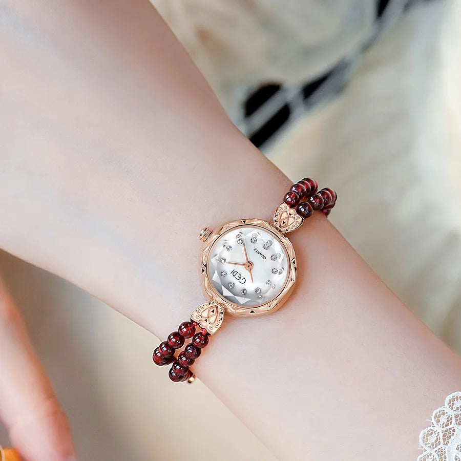 Elegant Glam Letter Jewelry Buckle Quartz Watch Women's Watches