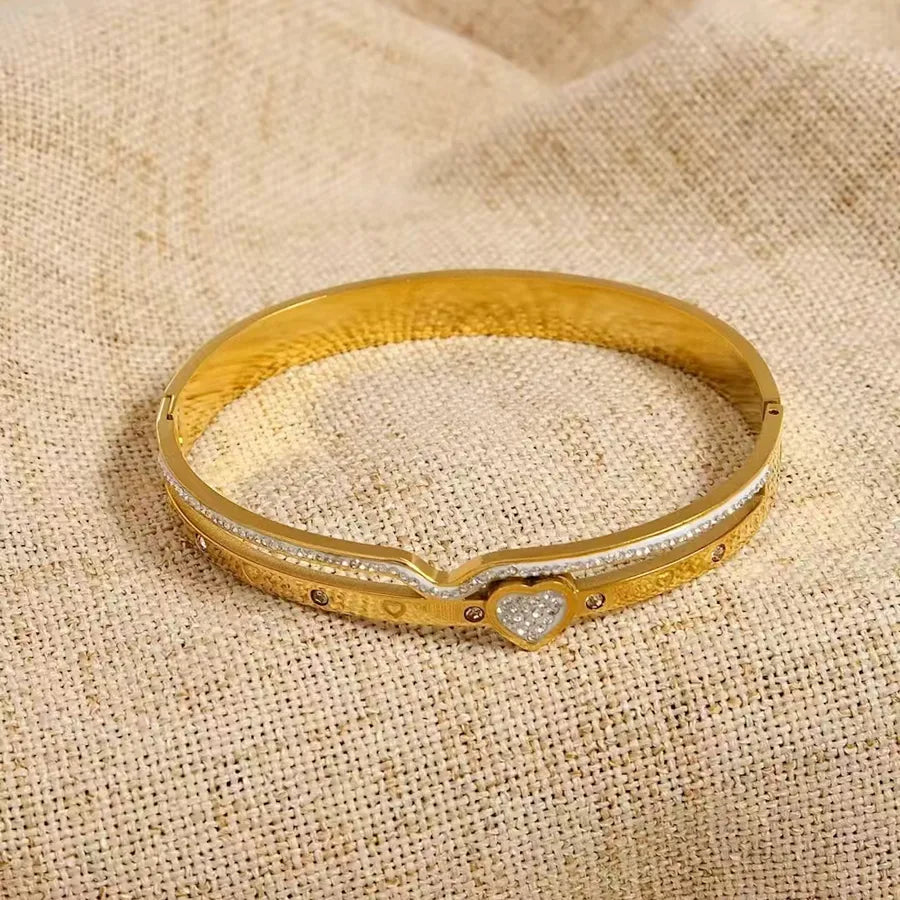 Casual Elegant Simple Style Four Leaf Clover Round Heart Shape 304 Stainless Steel Zircon Bangle In Bulk