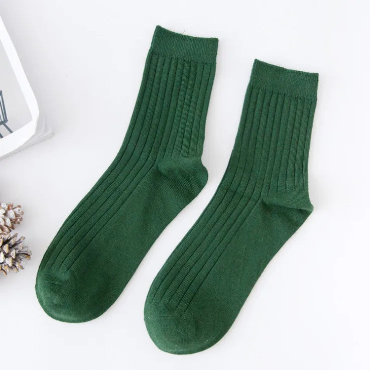 Spring and Summer new fashion solid color mid-calf socks thin sweat-absorbent breathable college style cotton men's sports socks