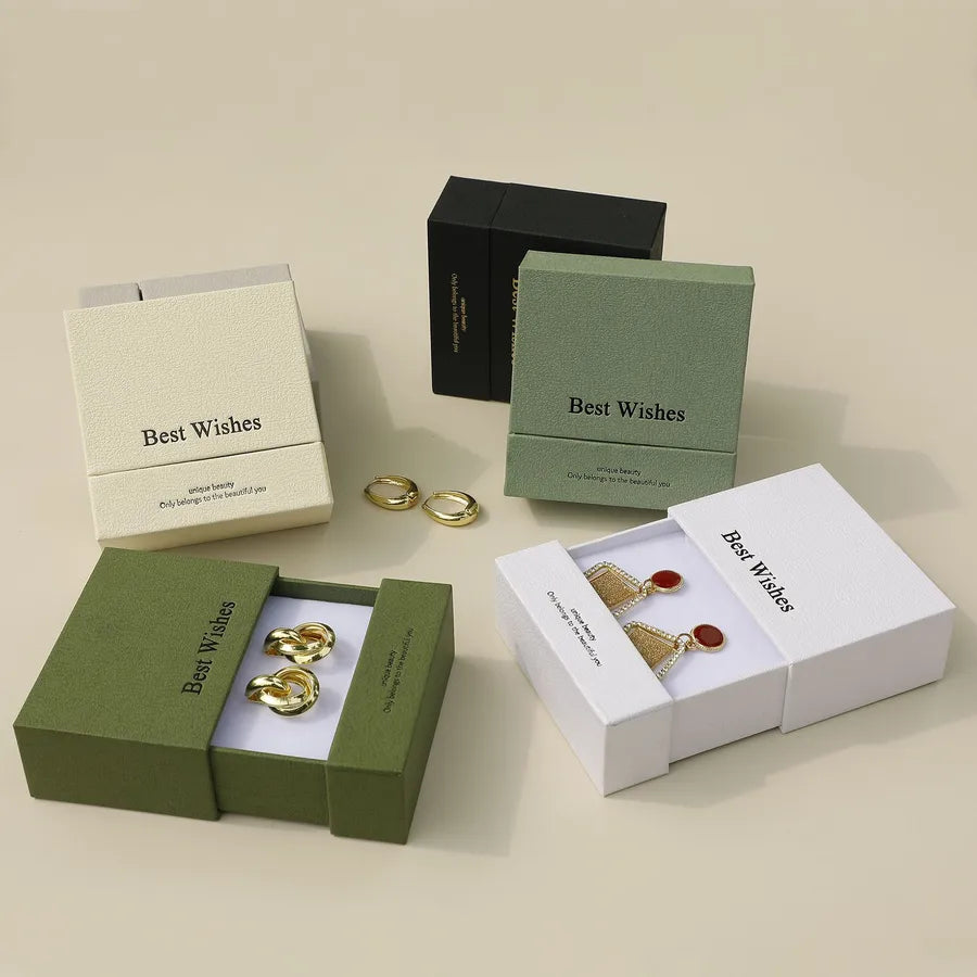 1 Piece Cardboard Casual Elegant Lady Holiday Banquet Selfie Solid Color Jewelry Boxes