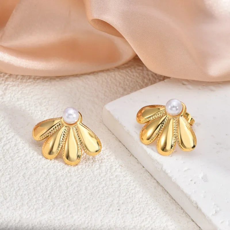 1 Pair Casual Elegant Cute Geometric Round Conch 304 Stainless Steel Imitation Gold  Ear Studs