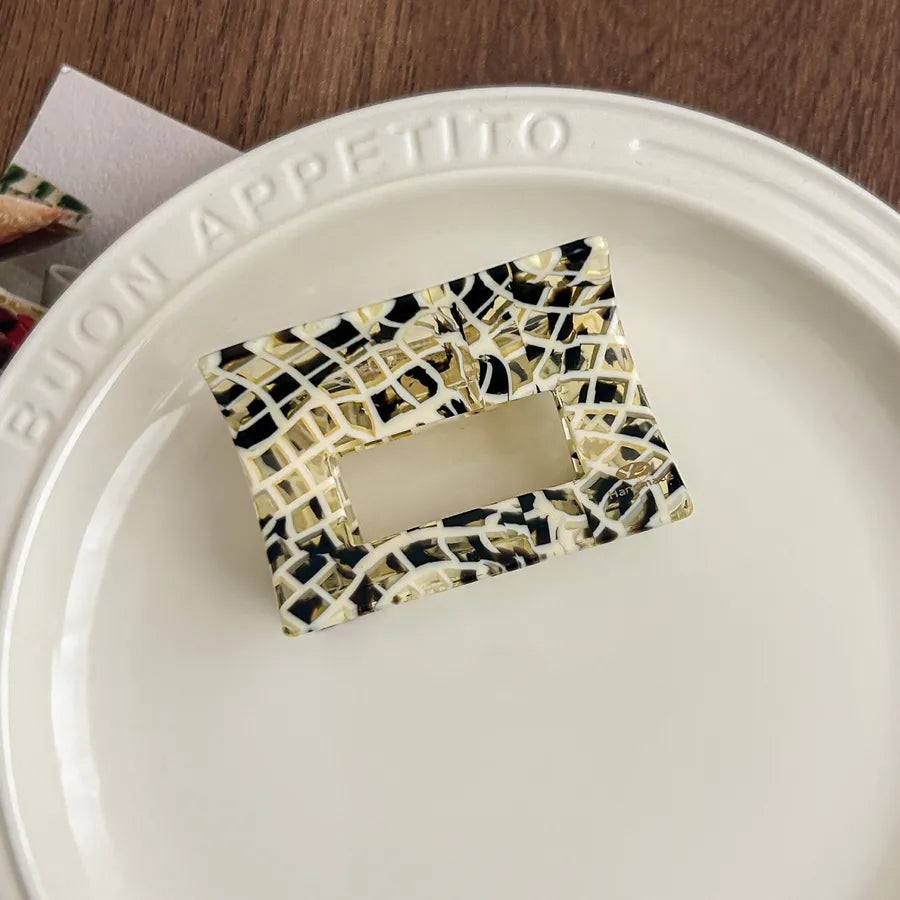 Elegant Square Hollow Out Hair Clip Women's Medium Size Acetate Shark Bite Hair Clip Simple Stylish Hair Accessories