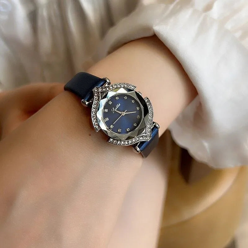 Casual Vintage Style Simple Style Pattern Buckle Quartz Watch