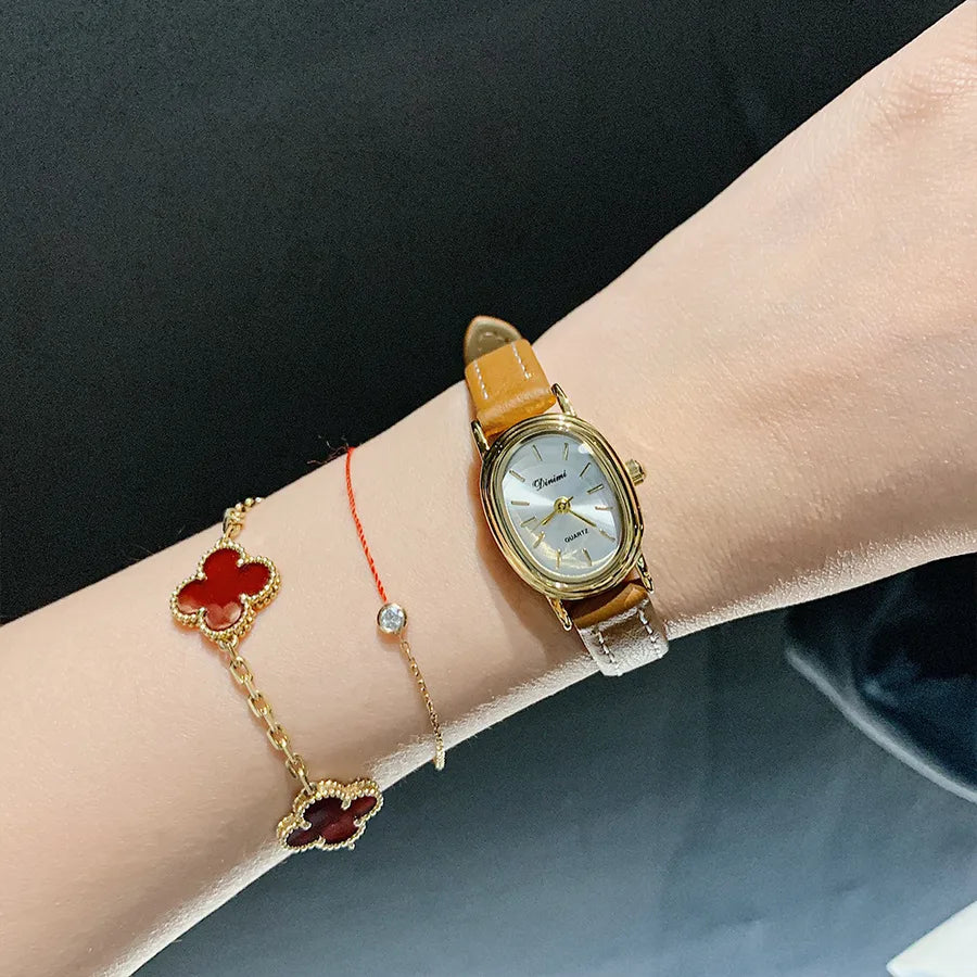 Simple Style Solid Color Buckle Quartz Watch Women's Watches