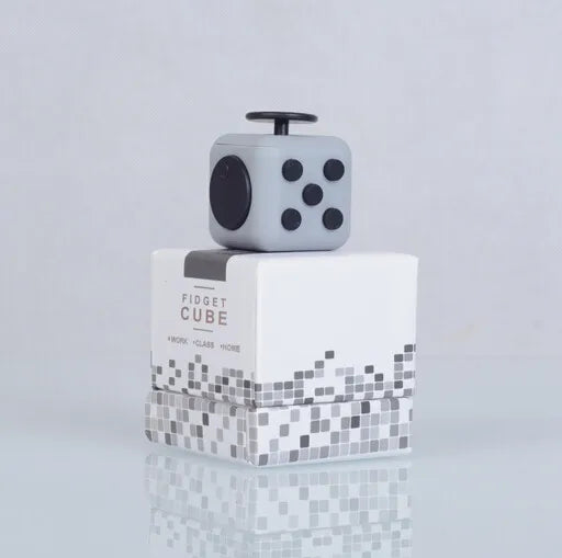 hot 6-sided 12-sided decompression Rubik's cube anti-anxiety pressure vent artifact decompression Rubik's cube dice spot