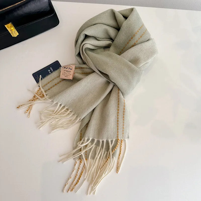 Women's Simple Style Solid Color Fleece Tassel Scarf